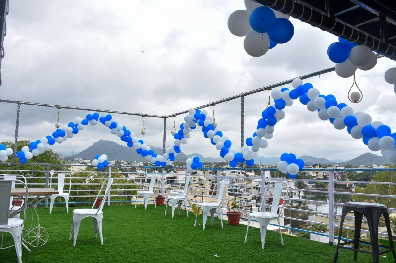 Hotel Lake Bridge Udaipur Exterior photo